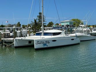 36' Fountaine Pajot 2007 Yacht For Sale